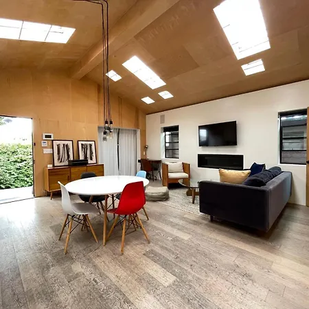 Venice Beach Bungalow By Artspace Locations Los Angeles Exterior photo