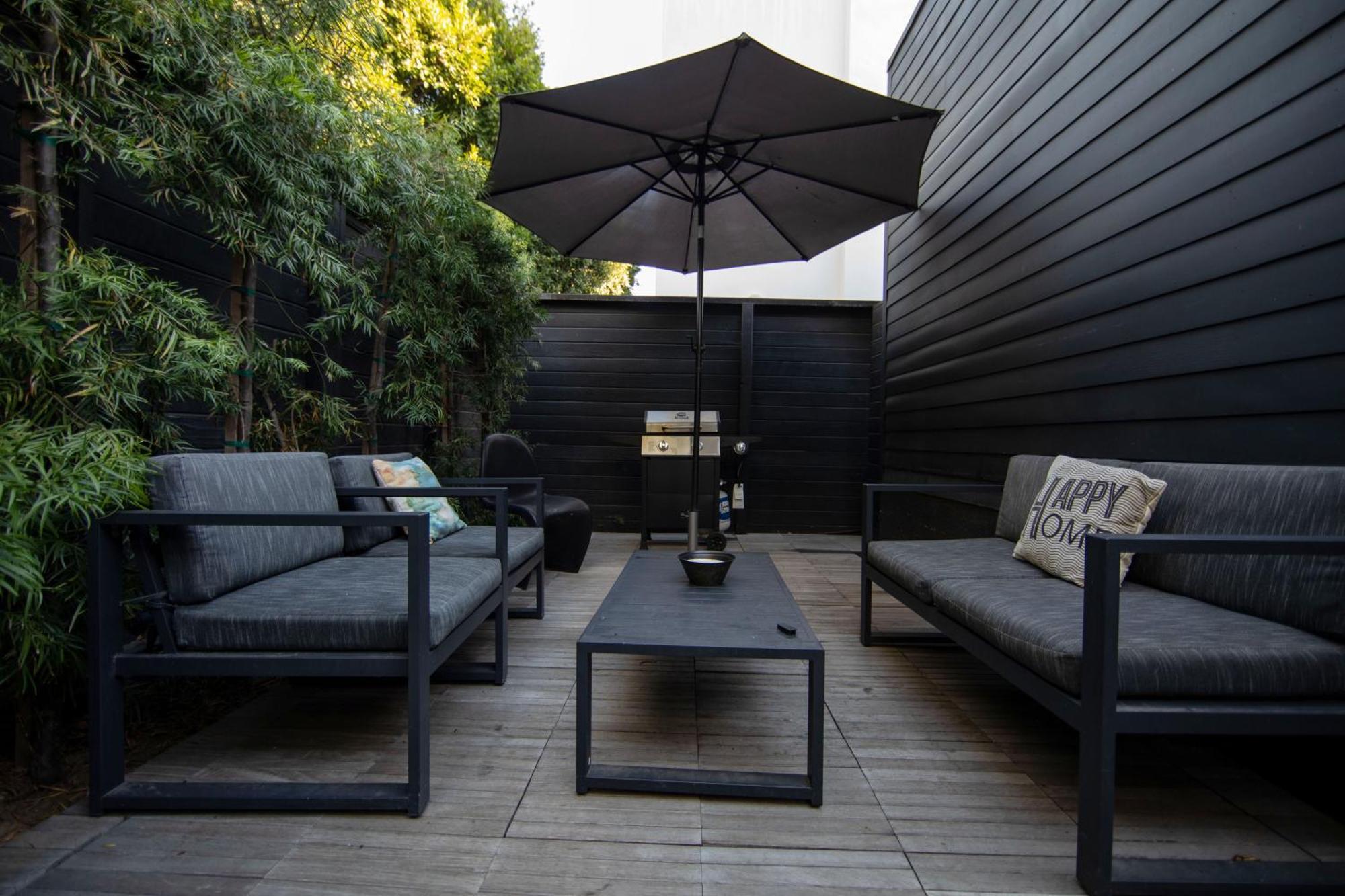 Venice By Artspace Locations Los Angeles